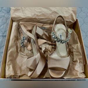 Miu Miu Rose Satin Platform Sandals with Crystal Embellishments
Worn only once.